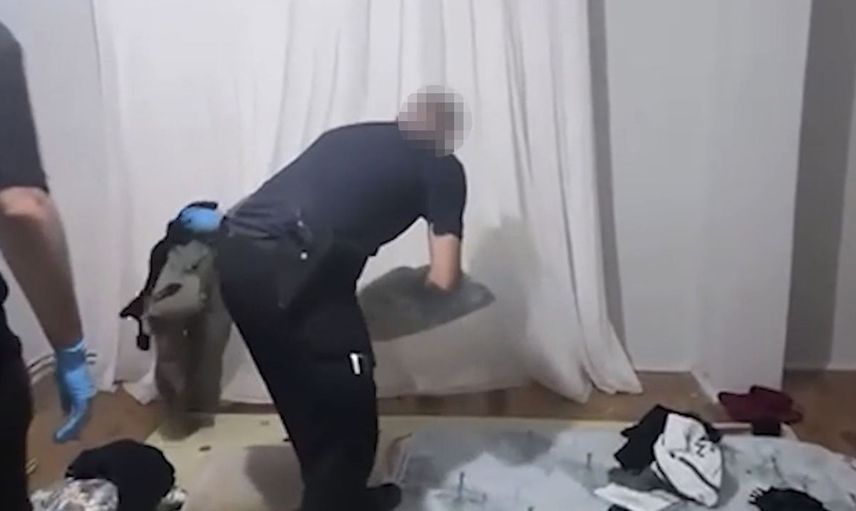 Bursa'da aranan şüpheliden 1 kilo 210 gram metamfetamin ele geçirildi