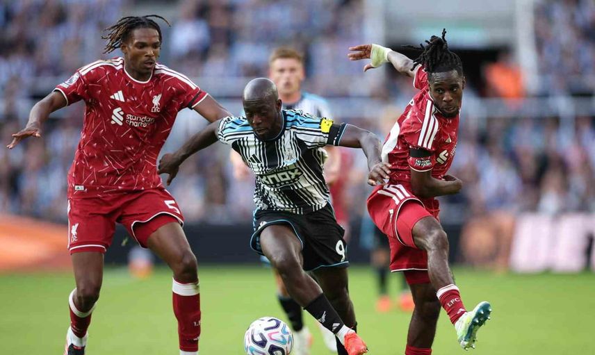 Son düdükte gelen penaltı Liverpool'a sezonun ilk puanını getirdi