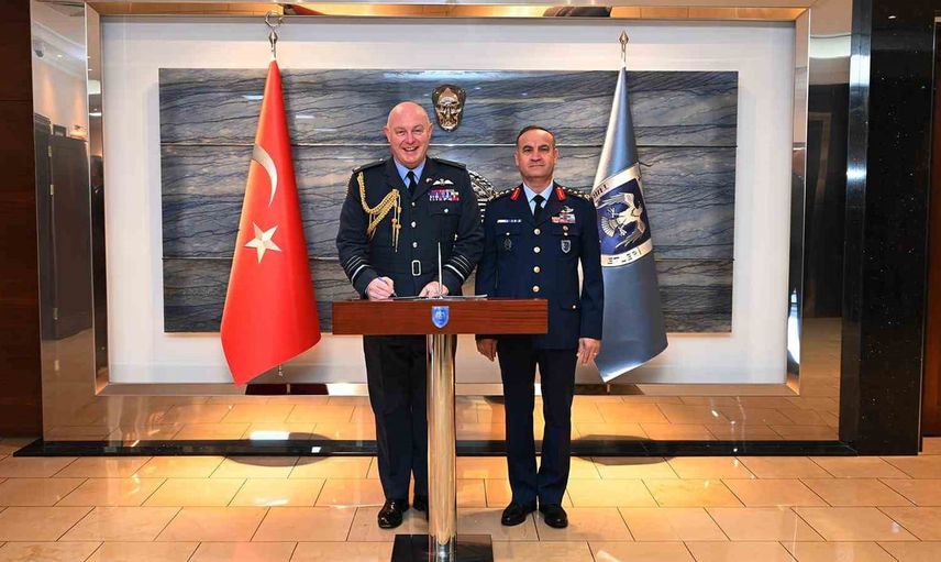 Üst düzey temas: Dalkıran, Sir Harv Smyth'i ağırladı