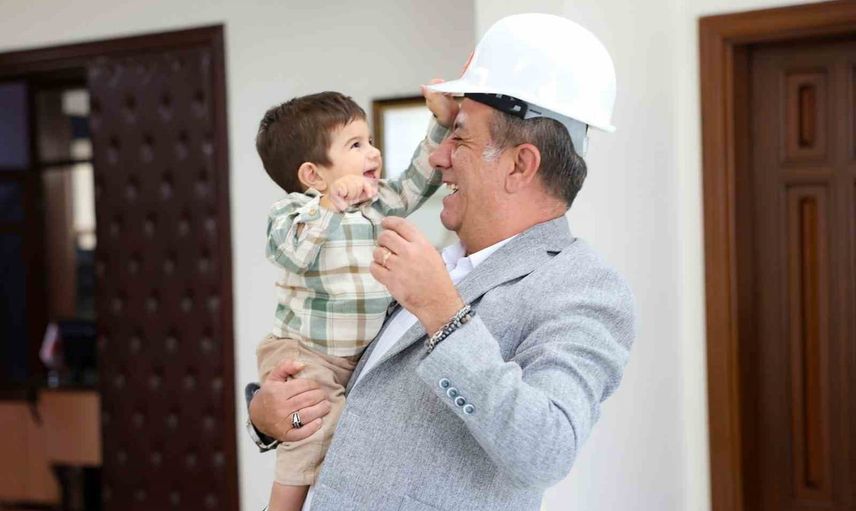 Minik Teoman'ın sağlığına kavuşması Efeler'de sevinçle karşılandı