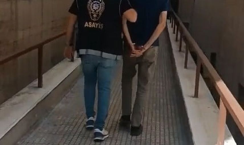 Bursa'da kargo kılığında düzenlenen operasyonda 3 firari hükümlü yakalandı