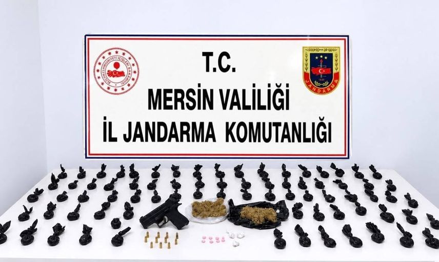 Erdemli'de satışa hazır paketlerde uyuşturucu ve silah ele geçirildi