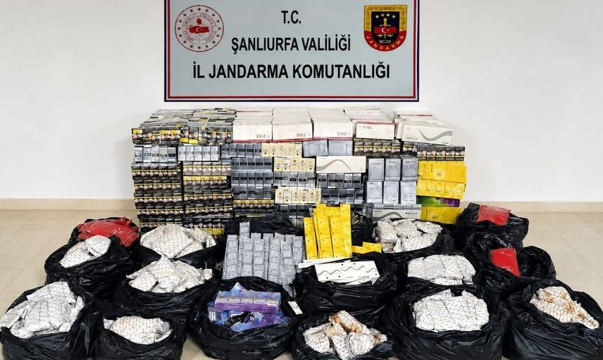Şanlıurfa’da jandarmadan operasyon: 11 bin 30 paket sigara ve 287 kilogram nargile tütünü ele geçirildi
