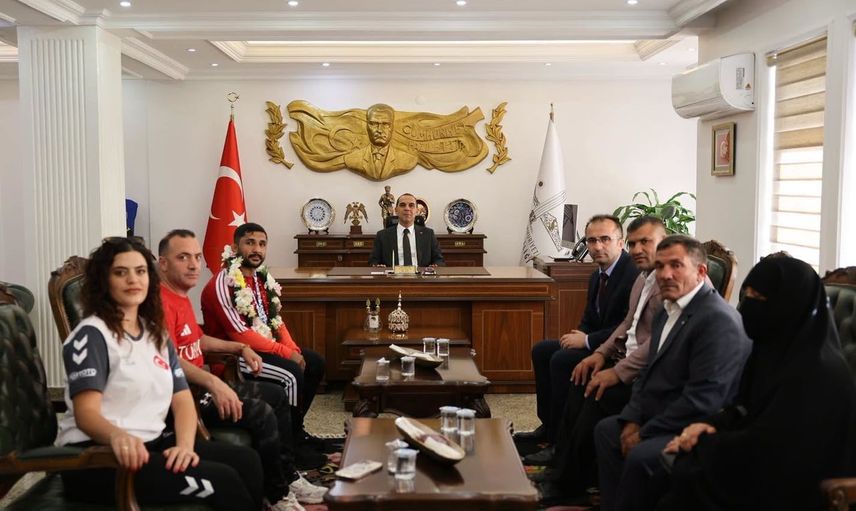 Vali Taşolar'dan Salih Yıldız'a tebrik ve dünya şampiyonası dileği