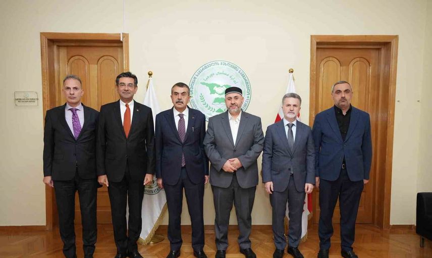 Tiflis'te dini kurumlarla temas: Tekin eğitim iş birliğine vurgu yaptı