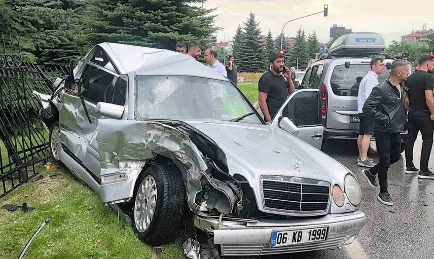 Erzurum'da ağustosta trafikte 213 ölümlü-yaralanmalı kaza, 4 kişi hayatını kaybetti