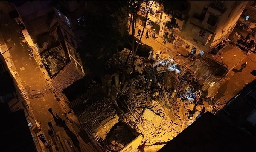 Beyoğlu'nda beş katlı bina çöktü: enkazda arama kurtarma çalışmaları sürüyor