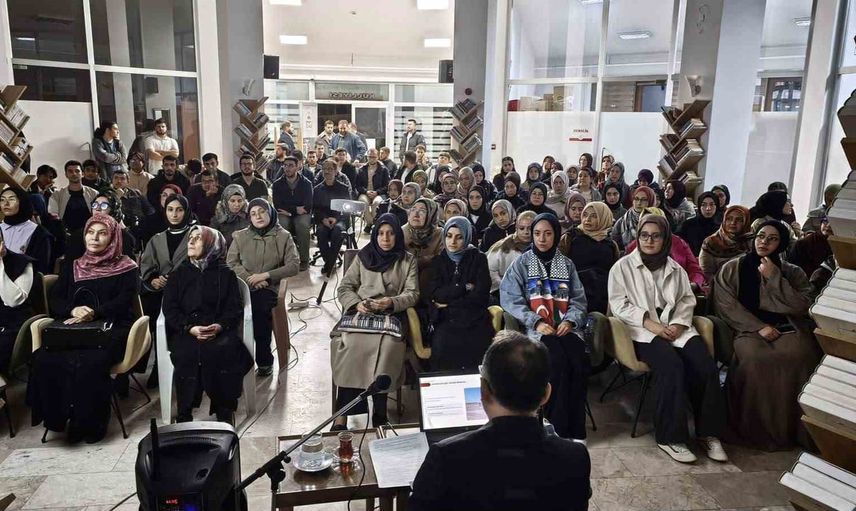 Afyonkarahisar'da gençlerle dört mâbedin ortak mirası konuşuldu
