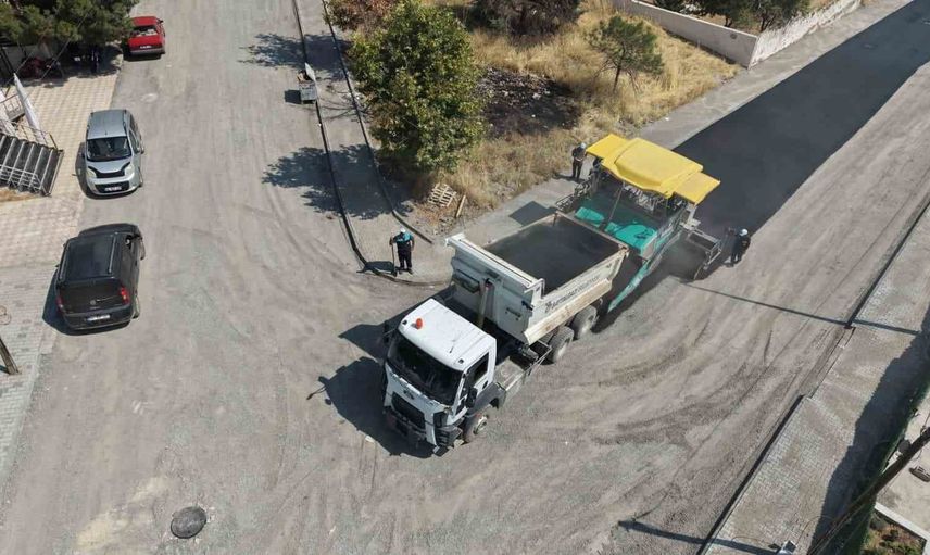 Battalgazi mahallelerinde asfalt çalışmaları hız kazandı