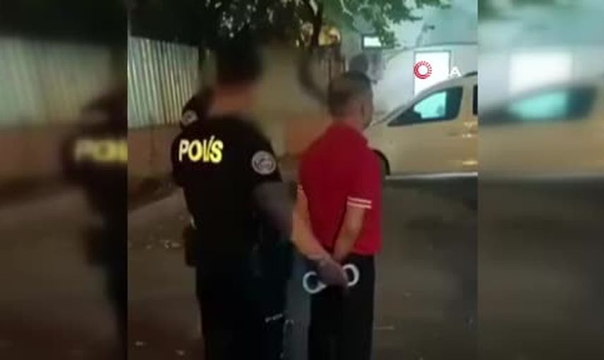 Diyarbakır'da şüpheli araçta 47 parça reçine esrar ele geçirildi