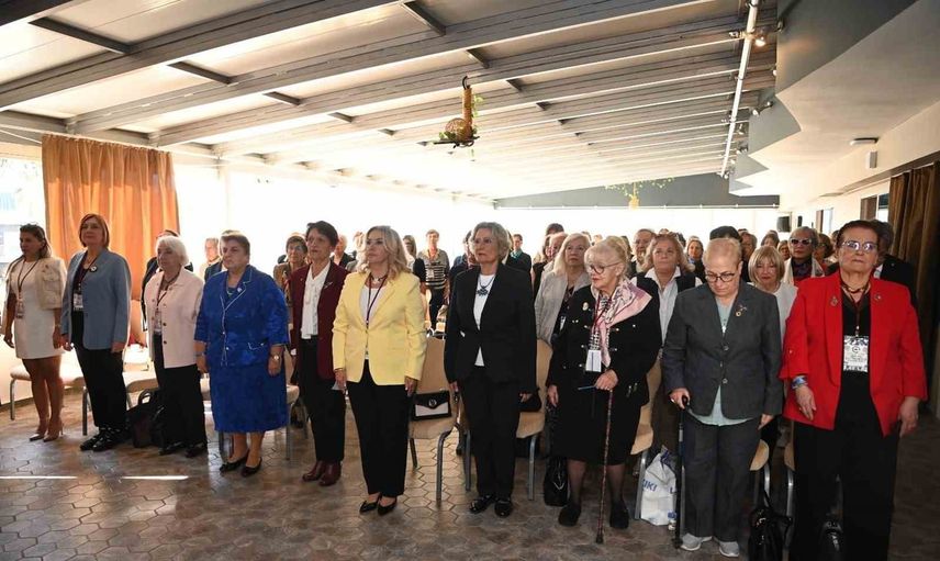 Kadınların barış gündemi Kuşadası'nda masaya yatırılıyor