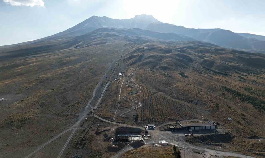 Erciyes'e yıl boyu hareket getirecek 1.100 metrelik dağ kızağı