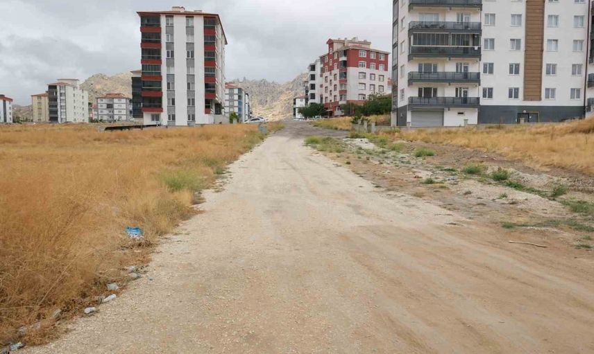 Hızırbey mahallesi yeraltı altyapısıyla yenileniyor