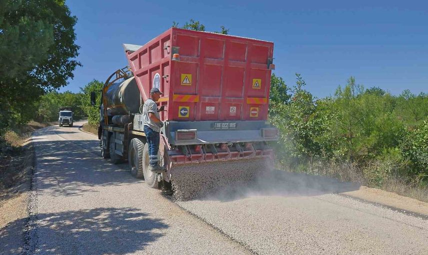 Bursa’da dört ilçede 32,5 kilometrelik yol yenileme seferberliği