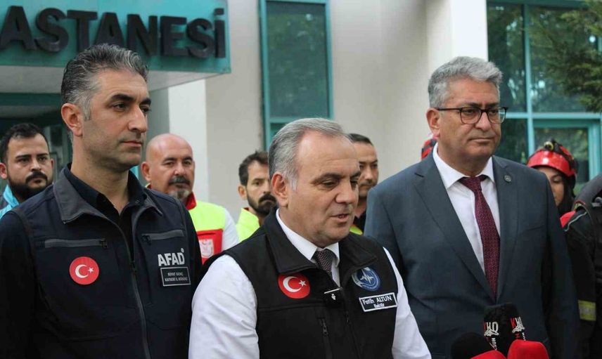 Erciyes üniversitesi'nde koordineli müdahale: 6.5 senaryolu deprem ve yangın tatbikatı