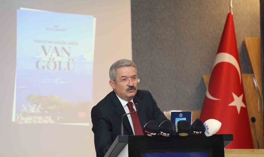Van Gölü'nün kimliği kitapla tescillendi