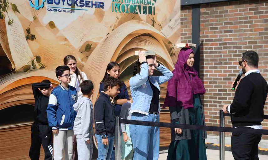 Kitaplarla denge sınavı: Kocaeli kitap fuarında başımın üstünde yerin var etkinliği