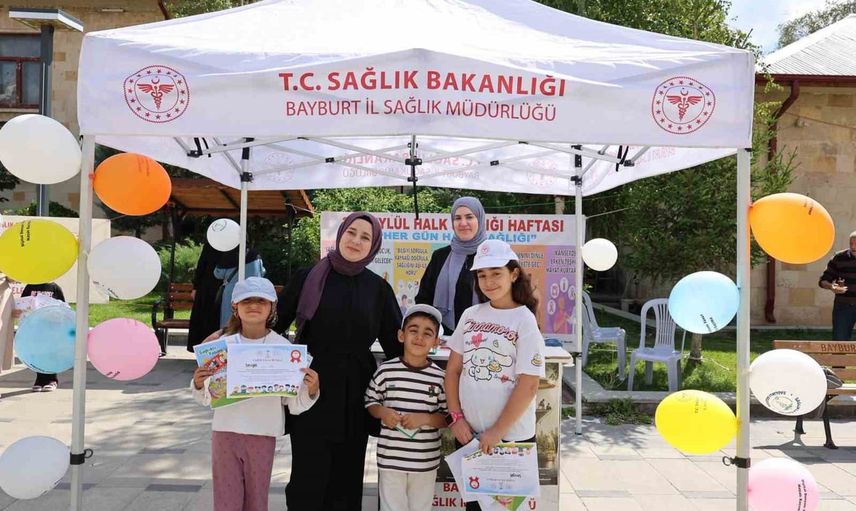 Bayburt'ta halk sağlığı haftasında çocuklara yönelik eğlenceli sağlıklı yaşam etkinliği