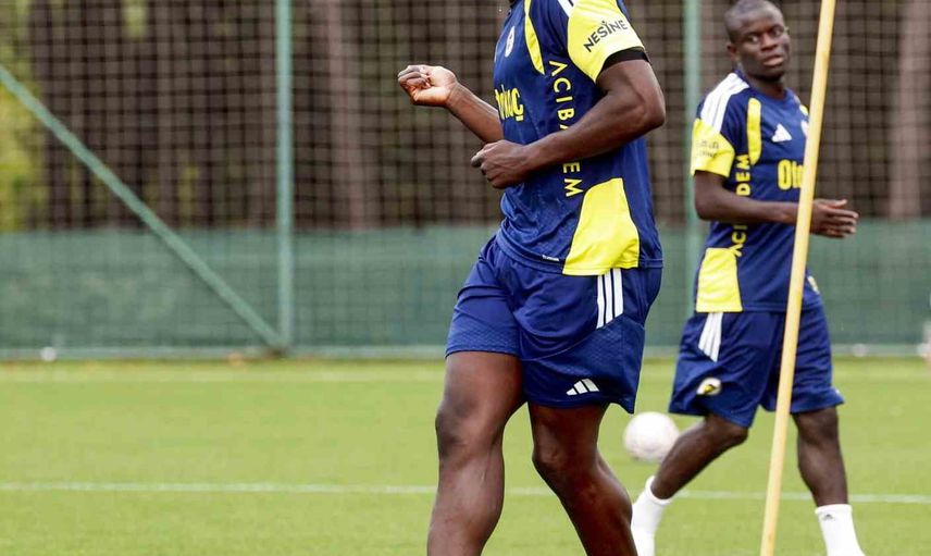 Lukaku, Fenerbahçe ile ilk idmanında takımla tempoya girdi