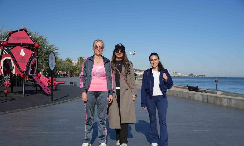 Atakum'da kadınların on bin adımlık sağlıklı yaşam yürüyüşü