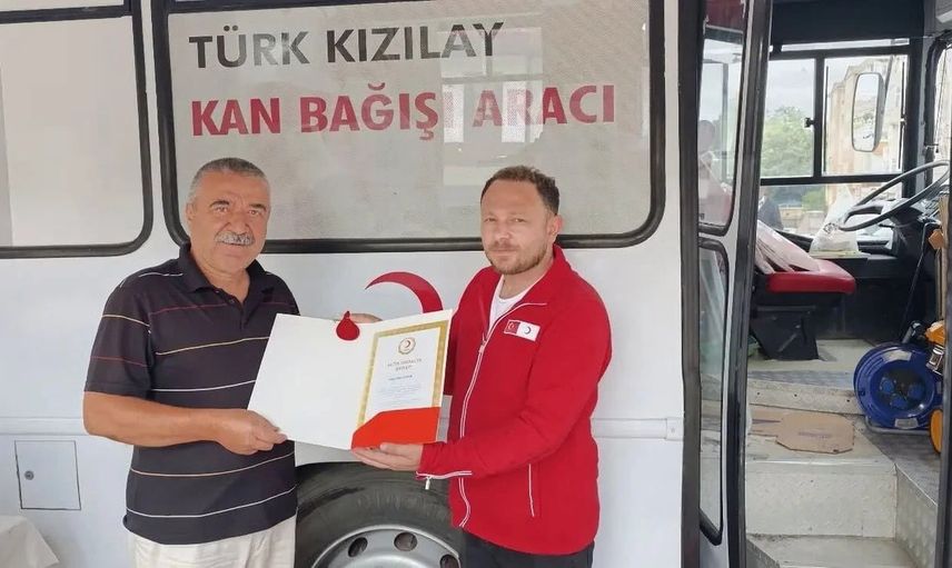 Boyabat'ın örnek kan bağışçısı Şükrü Doyum 38'inci kez kan verdi