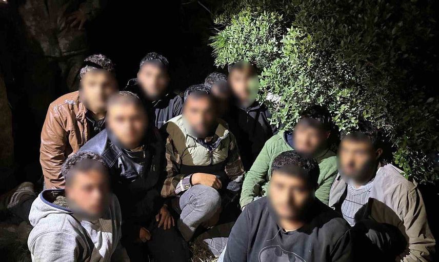 Hatay sınırında İHA destekli ortak operasyonla 11 düzensiz göçmen yakalandı