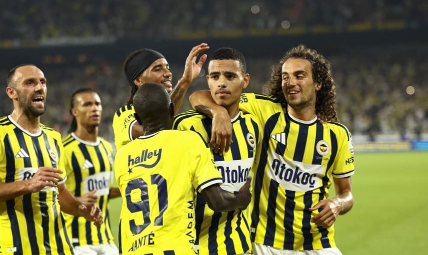 Fenerbahçe 36 kişilik şampiyonlar ligi listesini UEFA'ya bildirdi
