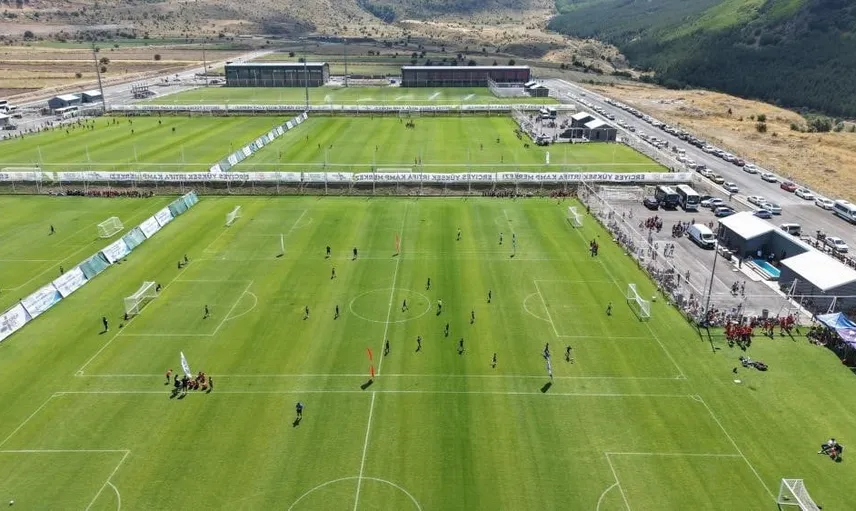Erciyes yüksek irtifa kamp merkezinde yaz dönemi 40 takımla doldu