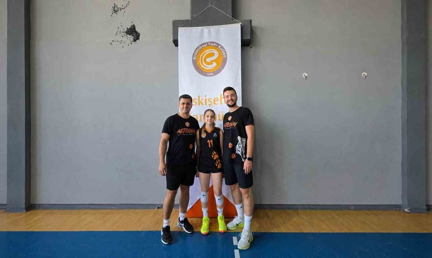 Eskişehir kampüsünden Eczacıbaşı altyapısına yükselen 2015 doğumlu smaçör