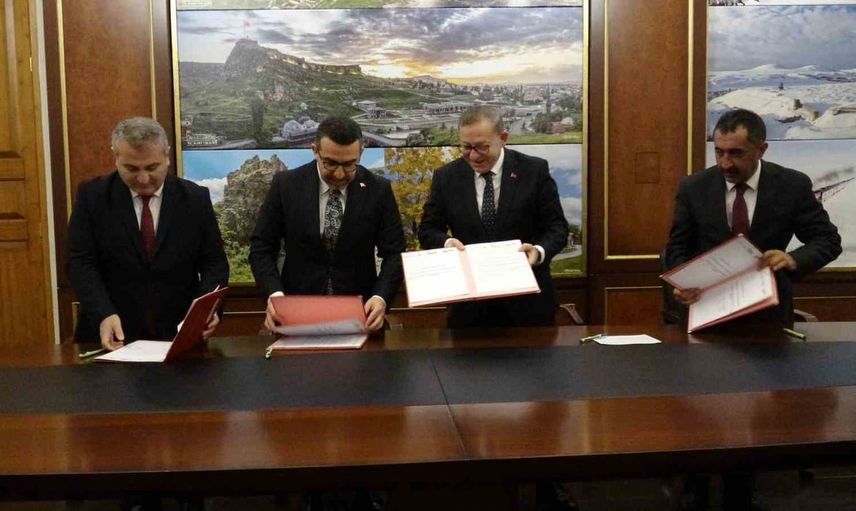 Kars'ın eski süt tozu fabrikası bilim merkezi olarak yeniden işlevlendiriliyor