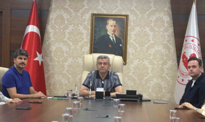 Hopa açıklarındaki şüpheli cisim kontrollü şekilde takip ediliyor