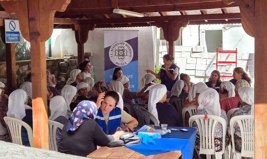 Kırsalda sağlık hizmeti: Muğla Büyükşehir Belediyesi sağlık ekipleri mahalle mahalle