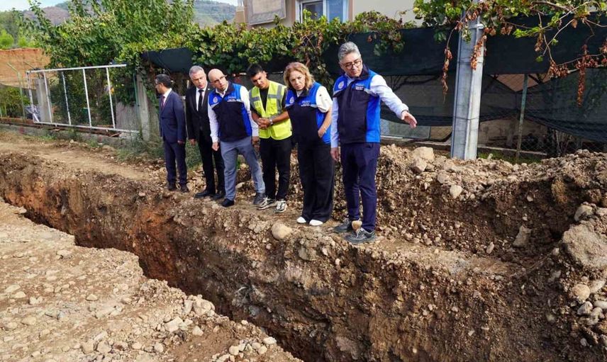 Çatalarık'ta kanalizasyondan yağmur suyu hatlarına MUSKİ'nin kapsamlı müdahalesi