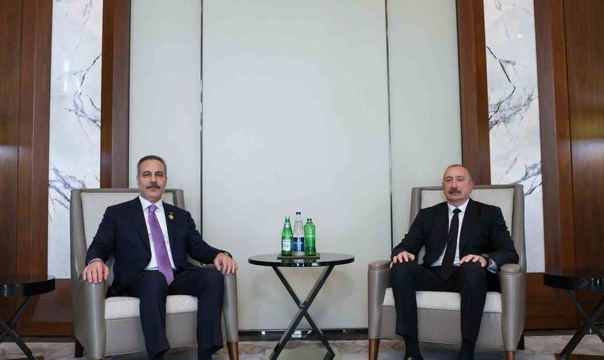 Bakü'de kritik görüşme: Hakan Fidan, İlham Aliyev ile bir araya geldi