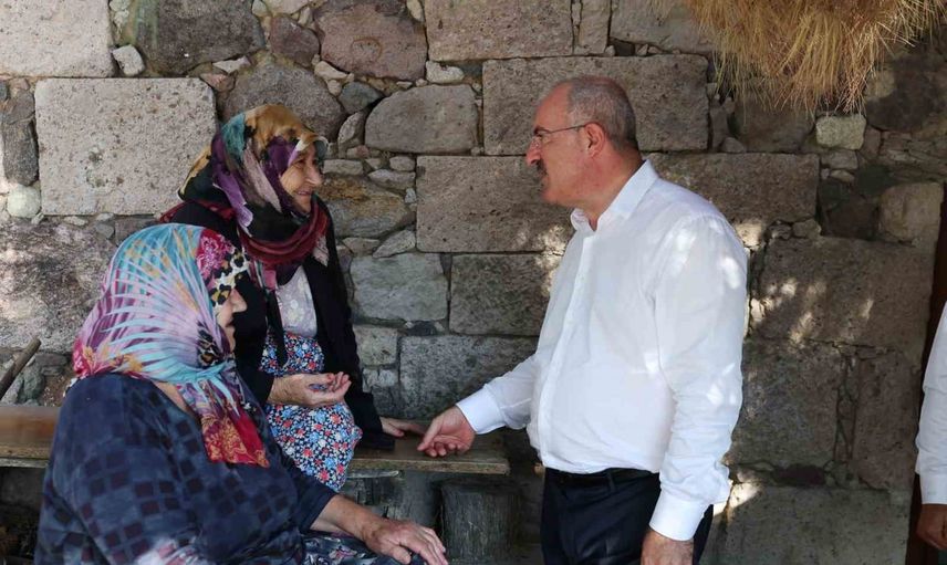 Vali Toraman Apollon Smintheion ve Assos'ta kazı ile ıslah çalışmalarını yerinde değerlendirdi