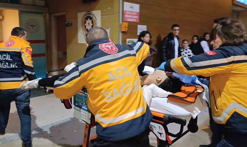 Tartışma İnegöl'de bıçaklı kavgaya dönüştü: 1 ölü, 2 yaralı