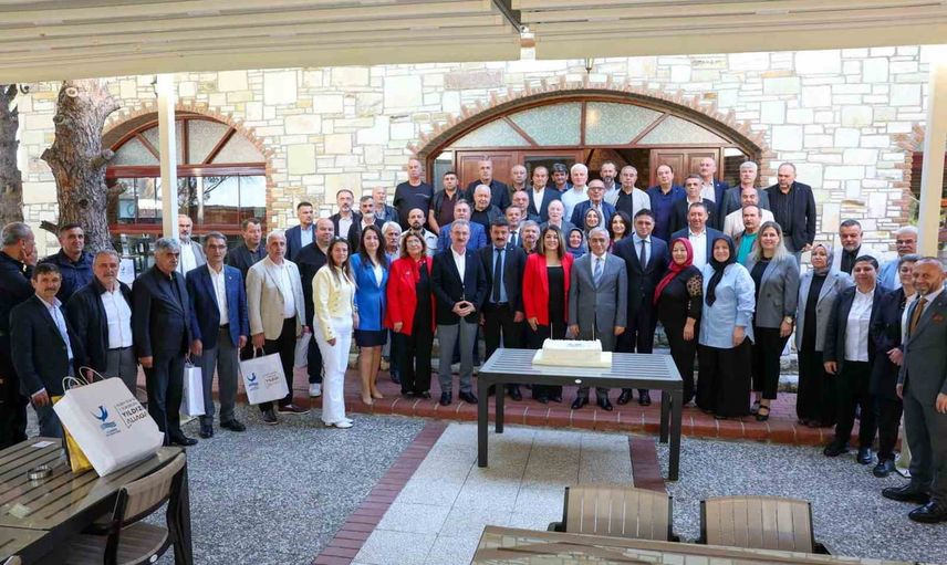 Aliağa ve Şalpazarı muhtarları dayanışma için bir araya geldi