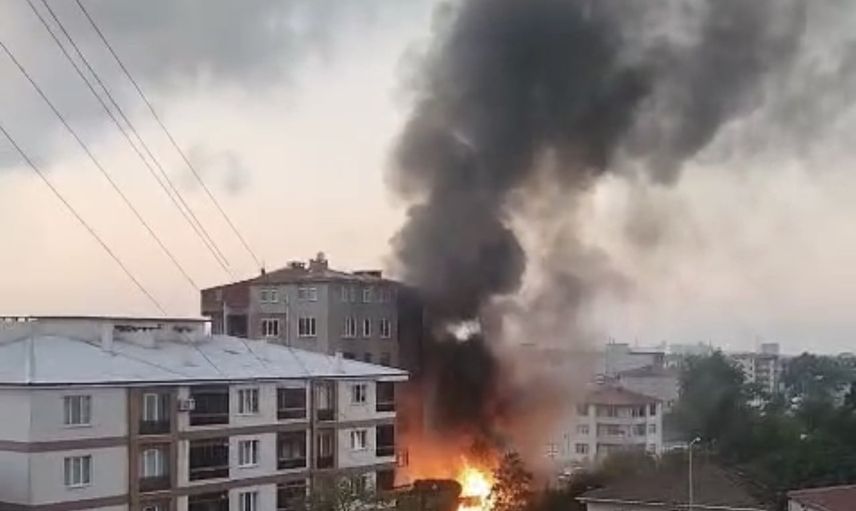Tüpgaz bayisinde çıkan yangın patlamalarla yayıldı, 4 kişi dumandan etkilendi