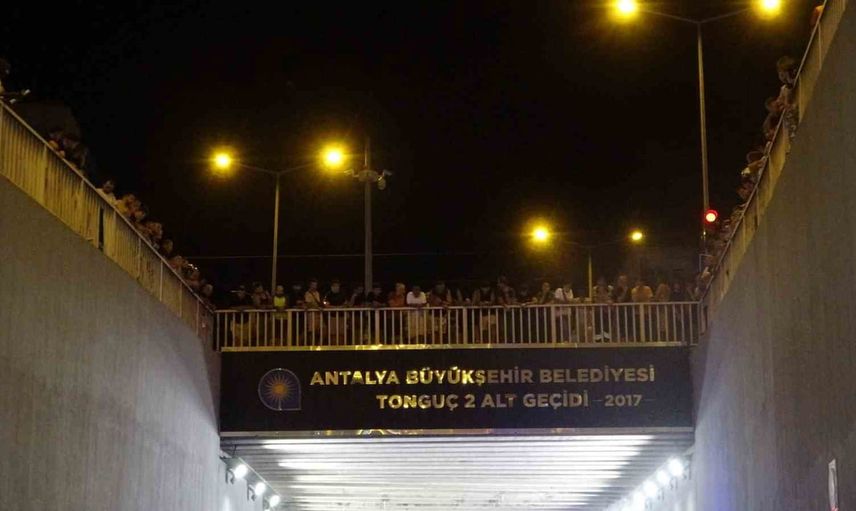 Antalya'da 20 gün önce ehliyet alan genç motosiklet kazasında yaşamını yitirdi