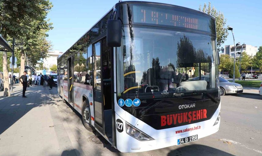 Sakarya'nın ulaşımına 450 milyon liralık otobüs yatırımı ve raylı sistem adımı