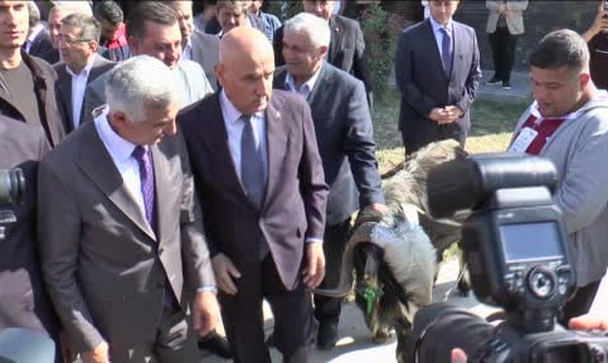 Kahramanmaraş'ta 10. tarım fuarı dört yıl aradan sonra üreticilerle yeniden buluştu