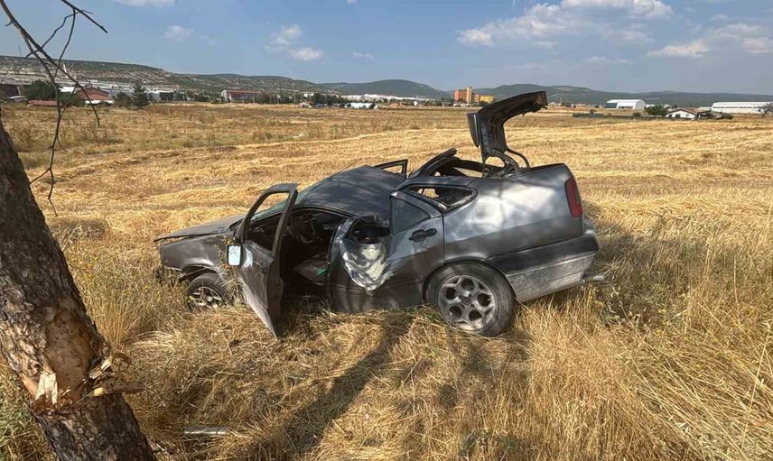 Tavşanlı Şabandede rampasında otomobil takla attı, sürücü kurtarıldı