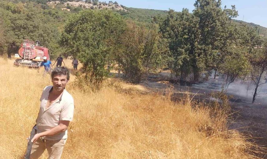 Ayvacık'ta rüzgârın etkisiyle yayılan otluk yangını için seferberlik
