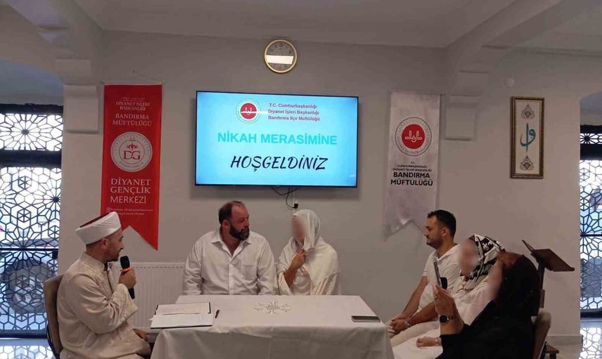 Yabancı uyruklu vatandaş Bandırma'da müslüman oldu, Kâil adıyla nikahı kıyıldı
