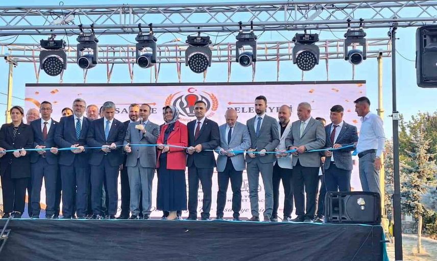 AK Parti'nin 25. yılı: hizmet vurgusu ve kamu kaynaklarına sahip çıkma çağrısı