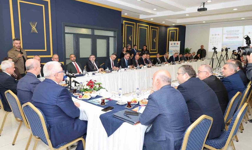 Rektör Kırışık Sinop'ta üniversiteler arası projelere ağırlık verdi