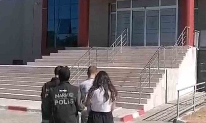 Akhisar'da yürütülen operasyonda uyuşturucu ele geçirildi, iki şüpheli tutuklandı