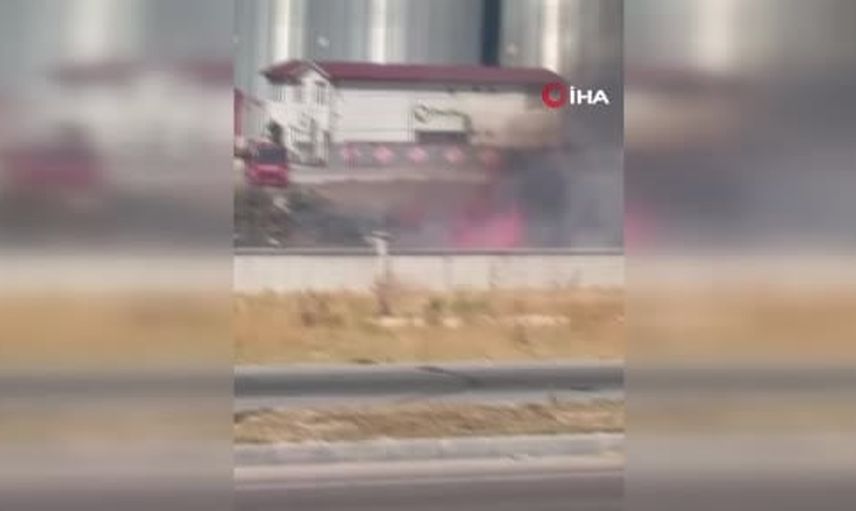 Hasat sonrası alevler: Konya tarlarında süren anız yangınları