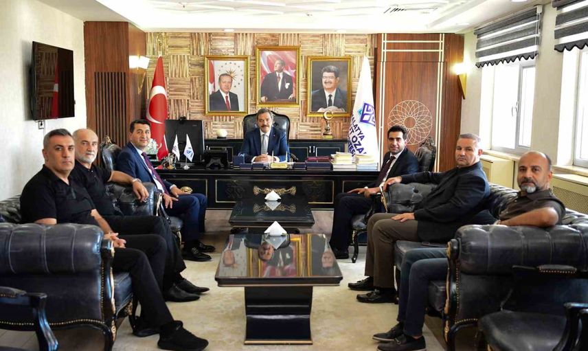İş dünyası ile üniversite arasında köprü vurgusu: Boyraz'tan Bentli'ye ziyaret