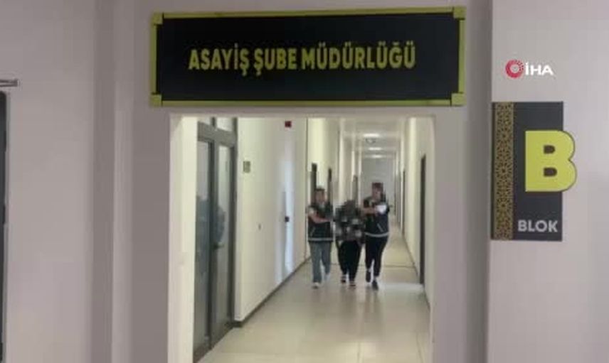 duruşmada annesinin gözyaşlarını silen 4 yaşındaki kızın sözleri öne çıktı